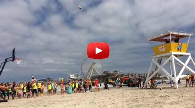 Harlem Globetrotters on the Beach