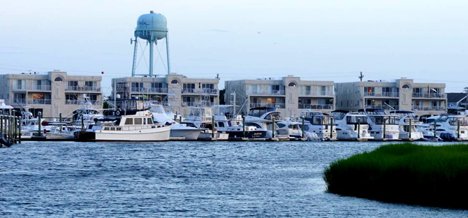 Commodore Bay Marina